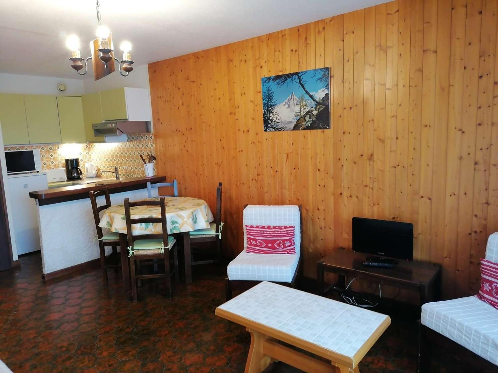 Studio En Rez-De-Jardin Pour 4 Avec Parking Couvert, A 500M De La Telecabine - Le Grand-Bornand - Fr-1-241-80 Buitenkant foto